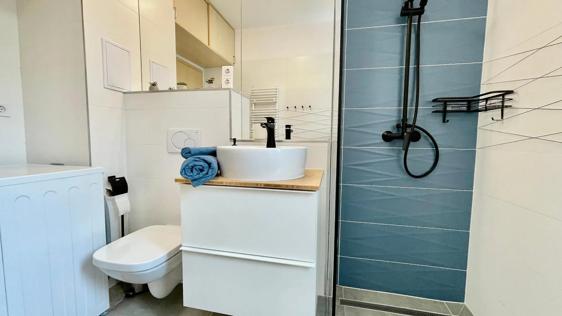 Feel Home Deluxe Corvin # Free Parking # Ac # Elevator Budapeste Apartamento